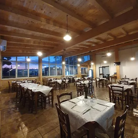 La Stazione Affittacamere 3* Candela